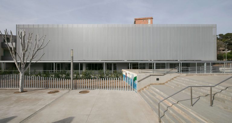 Institut escola Montagut Santa Susanna, CompactHabit
