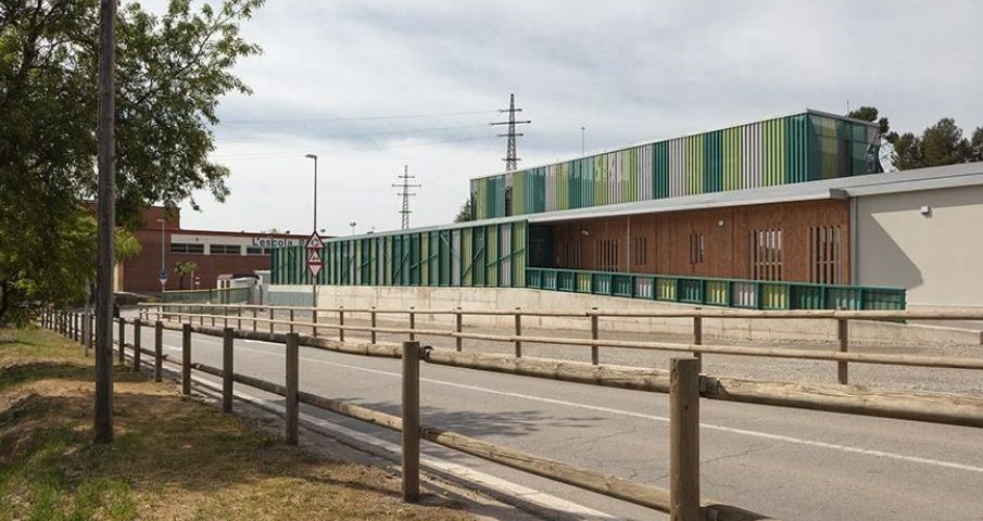Edificio modular escuela residencia